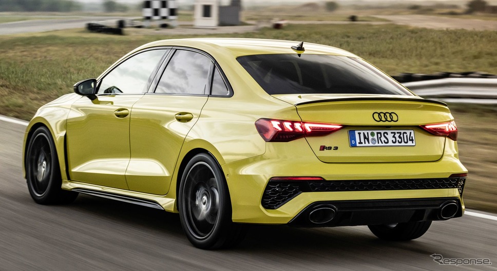 アウディ RS3 セダン 新型《photo by Audi》