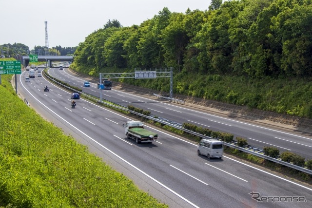 高速道路《写真提供 写真AC》