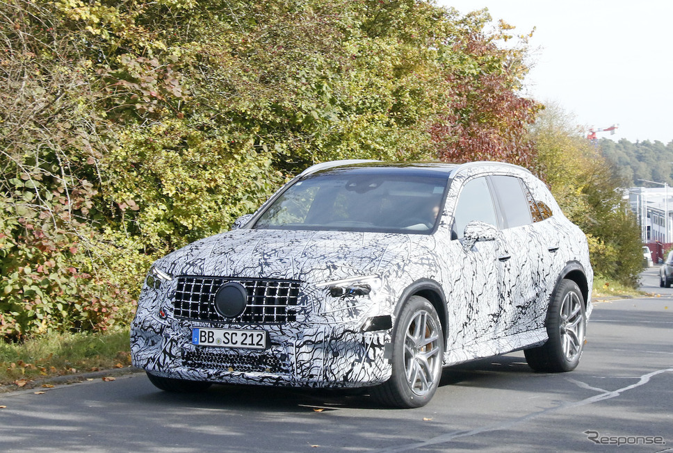 メルセデスAMG GLC 63 次期型プロトタイプ(スクープ写真)《APOLLO NEWS SERVICE》