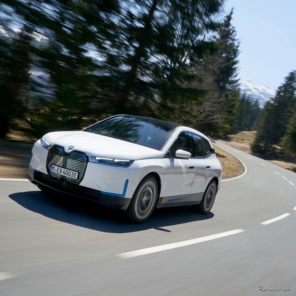 BMW iX xDrive40《写真提供 ビー・エム・ダブリュー》