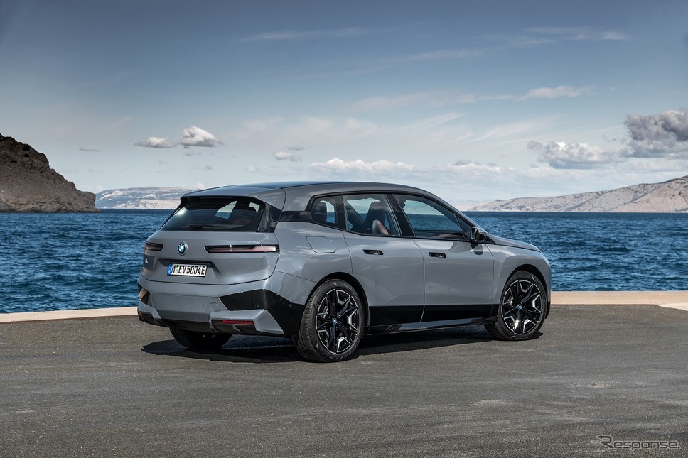 BMW iX xDrive50《写真提供 ビー・エム・ダブリュー》