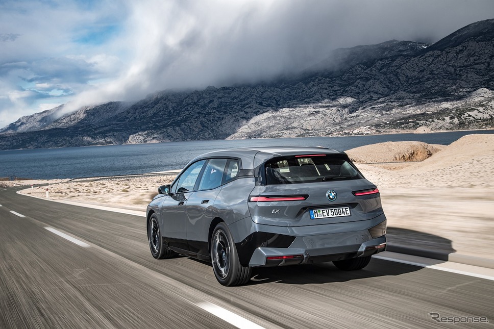BMW iX xDrive50《写真提供 ビー・エム・ダブリュー》
