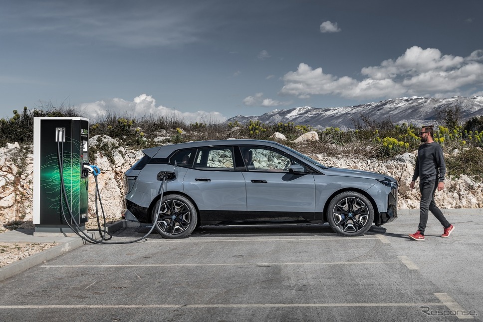BMW iX xDrive50《写真提供 ビー・エム・ダブリュー》