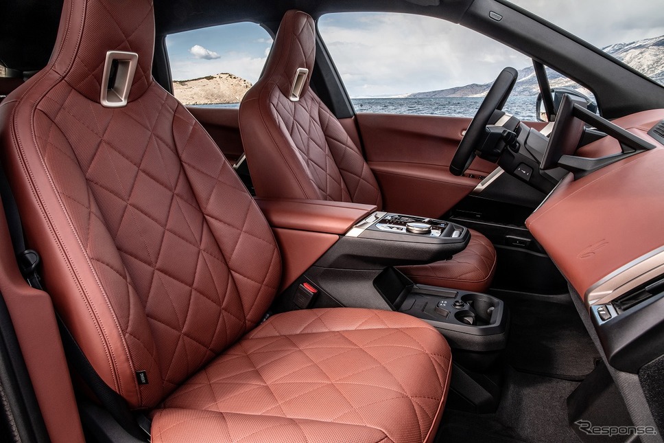 BMW iX xDrive50《写真提供 ビー・エム・ダブリュー》