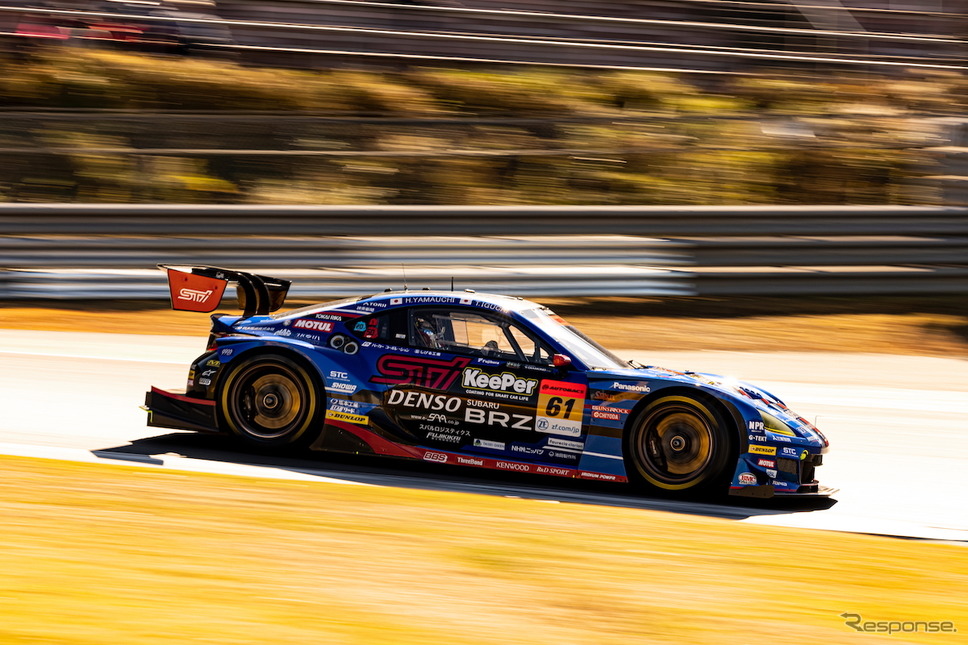 GT300クラス予選2番手の#61 SUBARU BRZ R&D SPORT(井口卓人/山内英輝)《撮影 益田和久》
