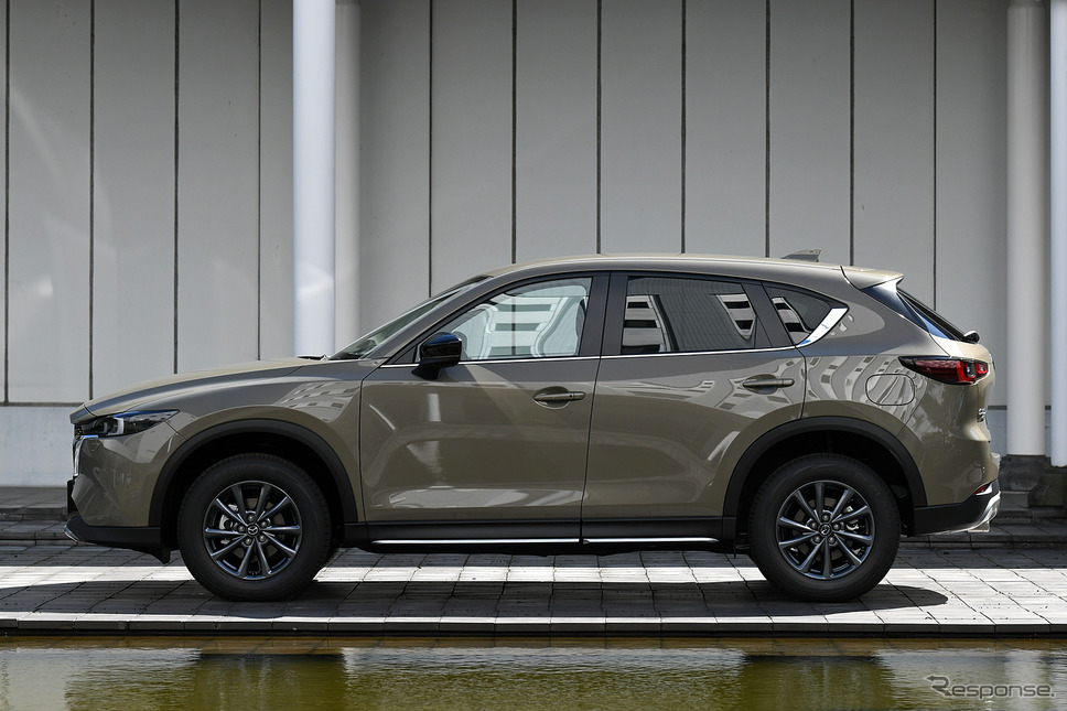 マツダ CX-5 20S フィールドジャーニー(ジルコンサンドメタリック)《写真撮影 中野英幸》