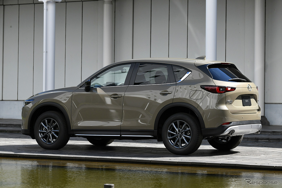 マツダ CX-5 20S フィールドジャーニー(ジルコンサンドメタリック)《写真撮影 中野英幸》