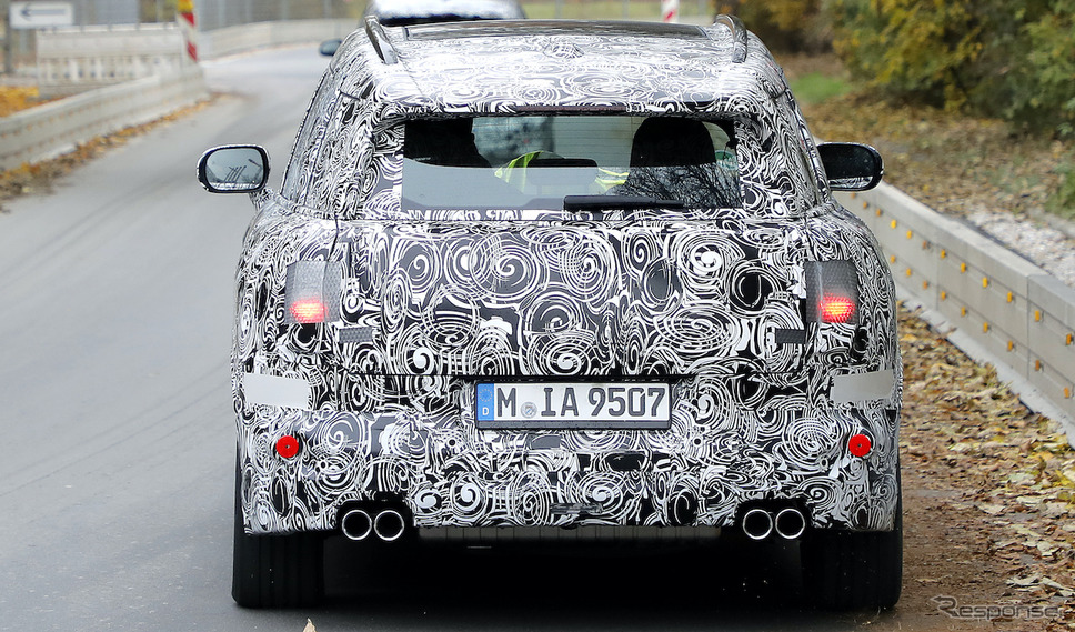 MINI クロスオーバー 次期型プロトタイプ(スクープ写真)《APOLLO NEWS SERVICE》