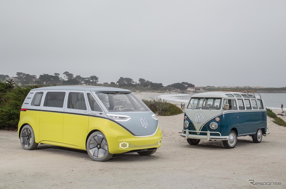 VW I.D.BUZZ・コンセプト(2017年)とタイプ2《photo by VW》
