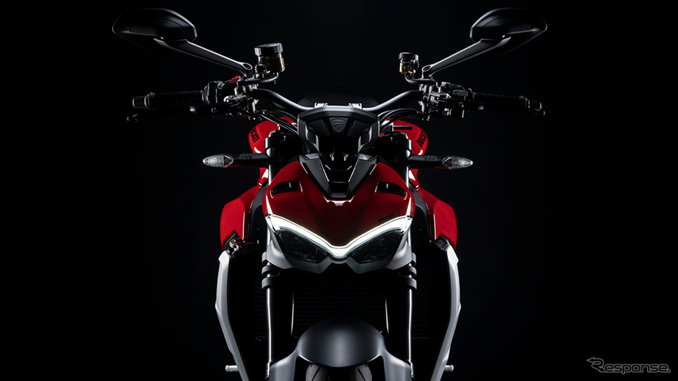 ドゥカティ・ストリートファイター V2《photo by Ducati》