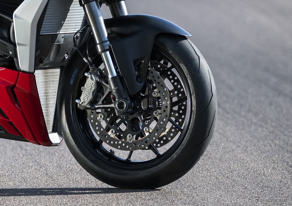 ドゥカティ・ストリートファイター V2《photo by Ducati》