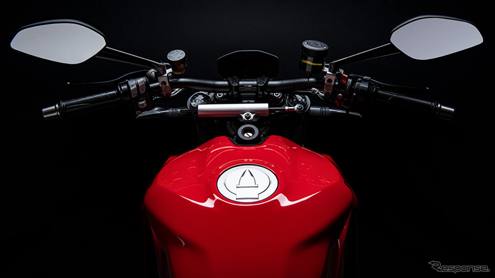 ドゥカティ・ストリートファイター V2《photo by Ducati》
