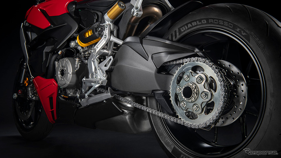 ドゥカティ・ストリートファイター V2《photo by Ducati》
