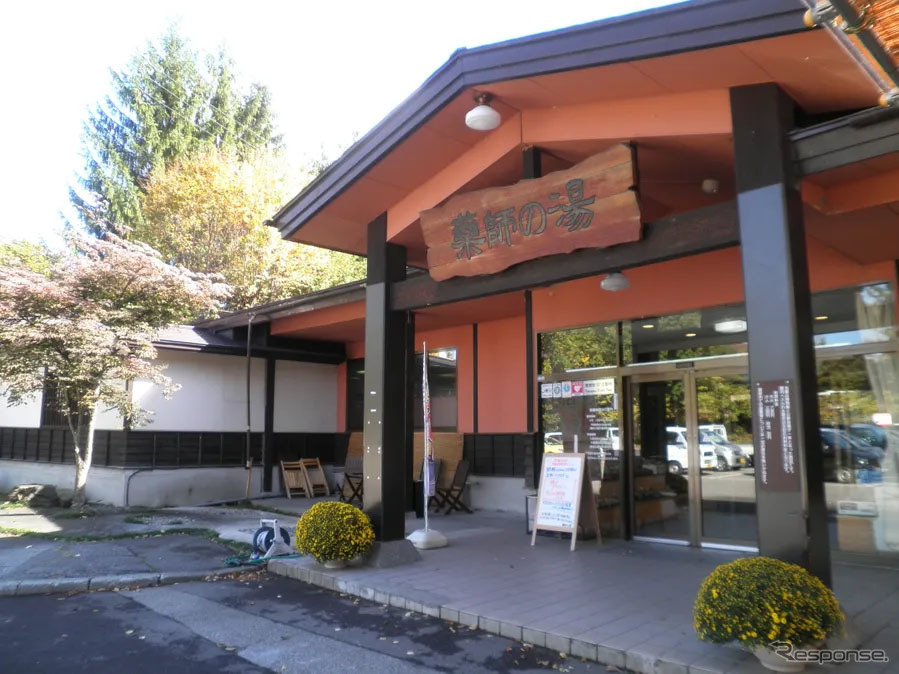 湯YOUパーク 湯けむり屋敷 薬師の湯(長野県)《写真提供 キャンピングカー株式会社》