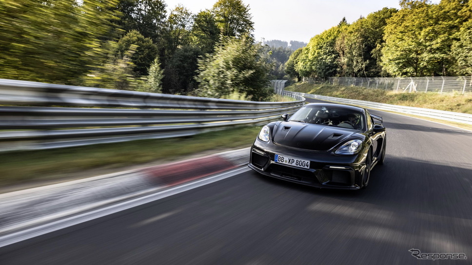 ポルシェ 718 ケイマン GT4 RS のプロトタイプ《photo by Porsche》