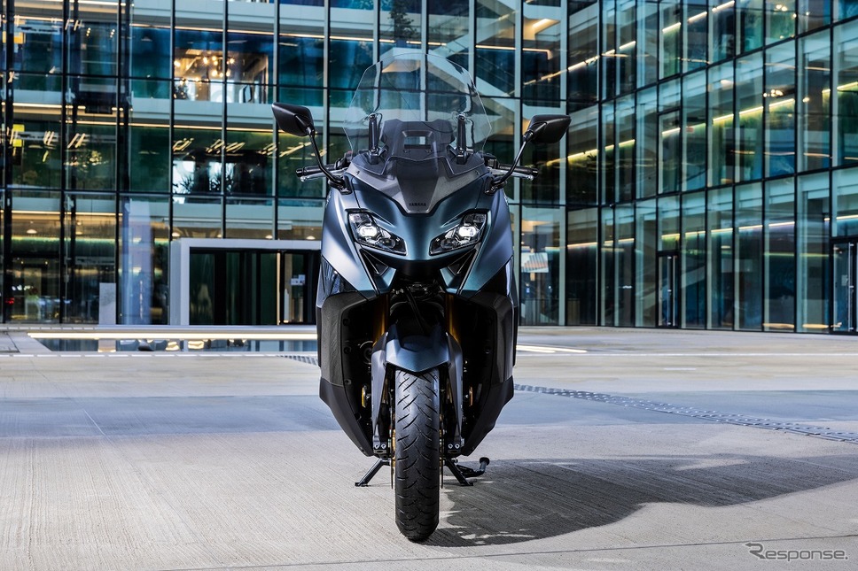 ヤマハ TMAX Tech MAX《写真提供 ヤマハ発動機》