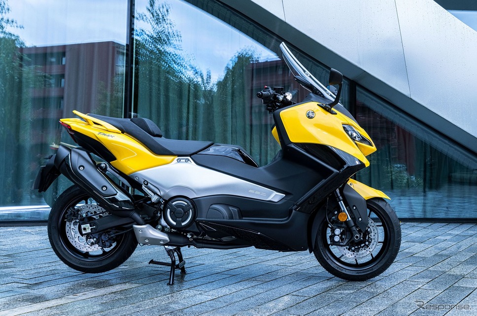 ヤマハ TMAX Tech MAX《写真提供 ヤマハ発動機》