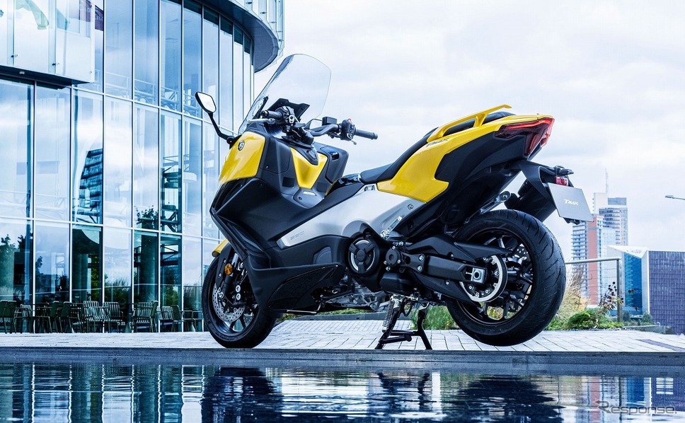 ヤマハ TMAX Tech MAX《写真提供 ヤマハ発動機》