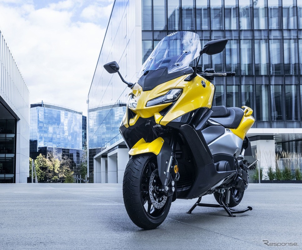 ヤマハ TMAX Tech MAX《写真提供 ヤマハ発動機》