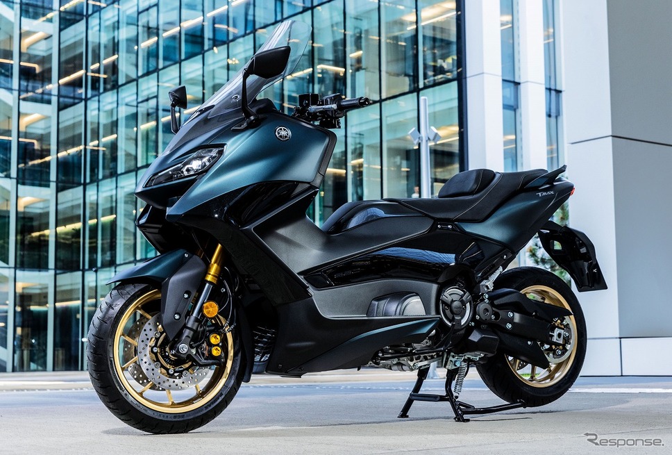 ヤマハ TMAX Tech MAX《写真提供 ヤマハ発動機》