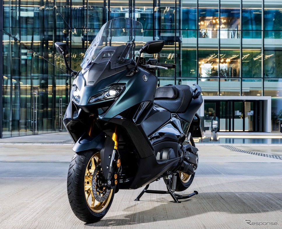 ヤマハ TMAX Tech MAX《写真提供 ヤマハ発動機》
