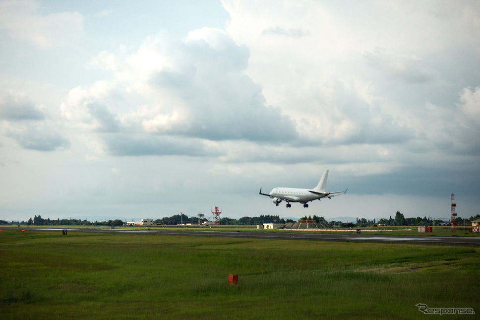 実験が行なわれる予定の鹿児島空港《photo by Moment/ゲッティイメージズ》