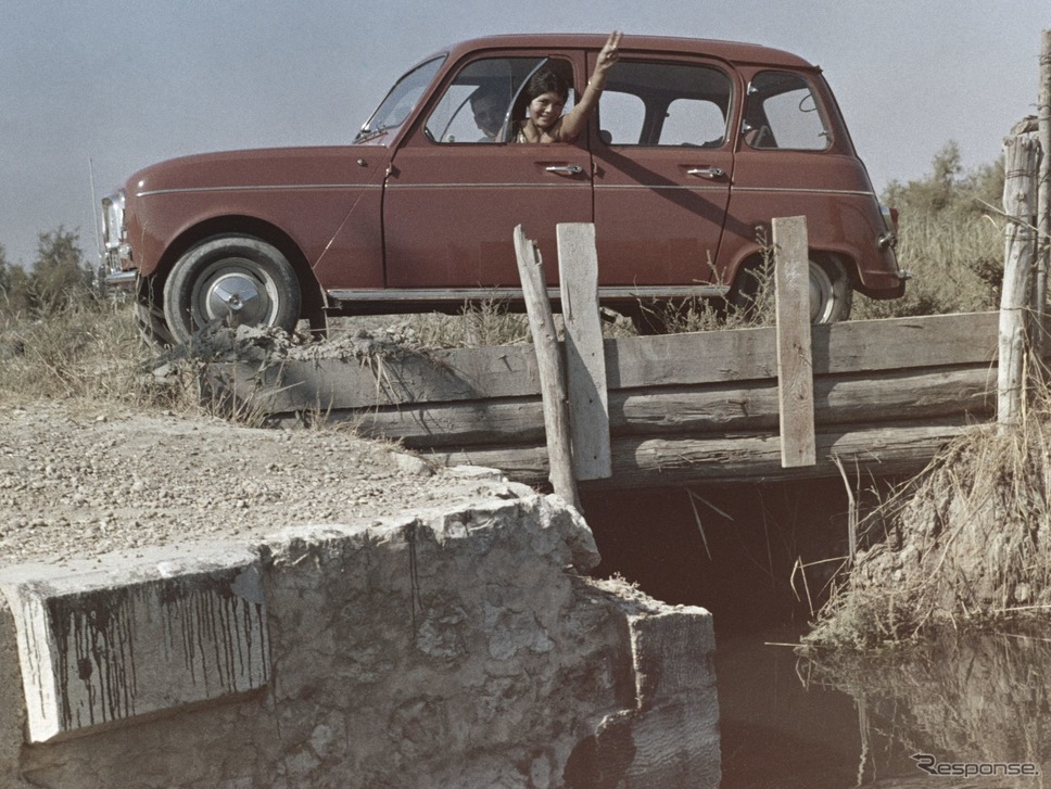 ルノー 4（1961年）《photo by Renault》