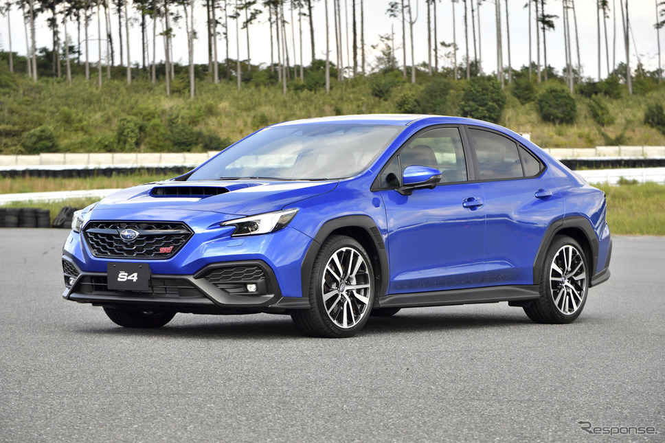 SUBARU 新型 WRX S4 STI Sport R EX トランスミッションはスバルパフォーマンストランスミッション《写真撮影 雪岡直樹》