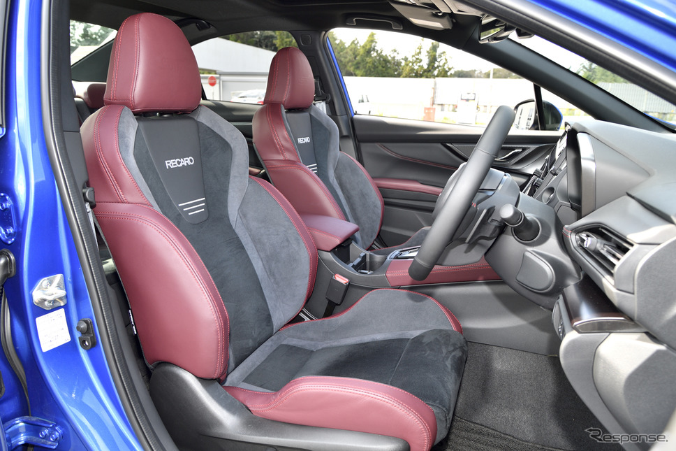 SUBARU 新型 WRX S4 STI Sport R EX フロントシート RECARO製《写真撮影 雪岡直樹》