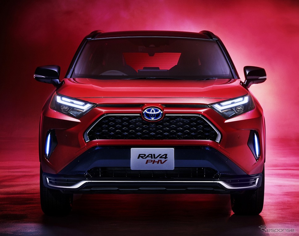 トヨタ RAV4 PHV ブラックトーン(アティチュードブラックマイカ×エモーショナルレッドII)<オプション装着車>《写真提供 トヨタ自動車》