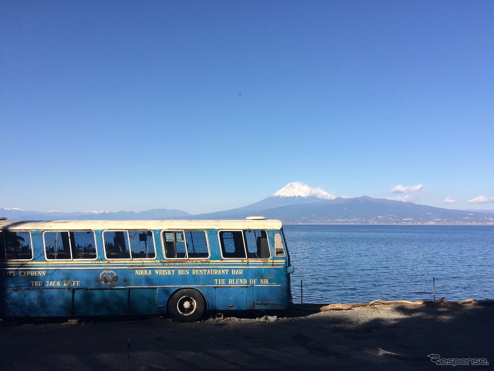 The Old Bus（静岡県・沼津市）《写真提供 キャンピングカー株式会社》