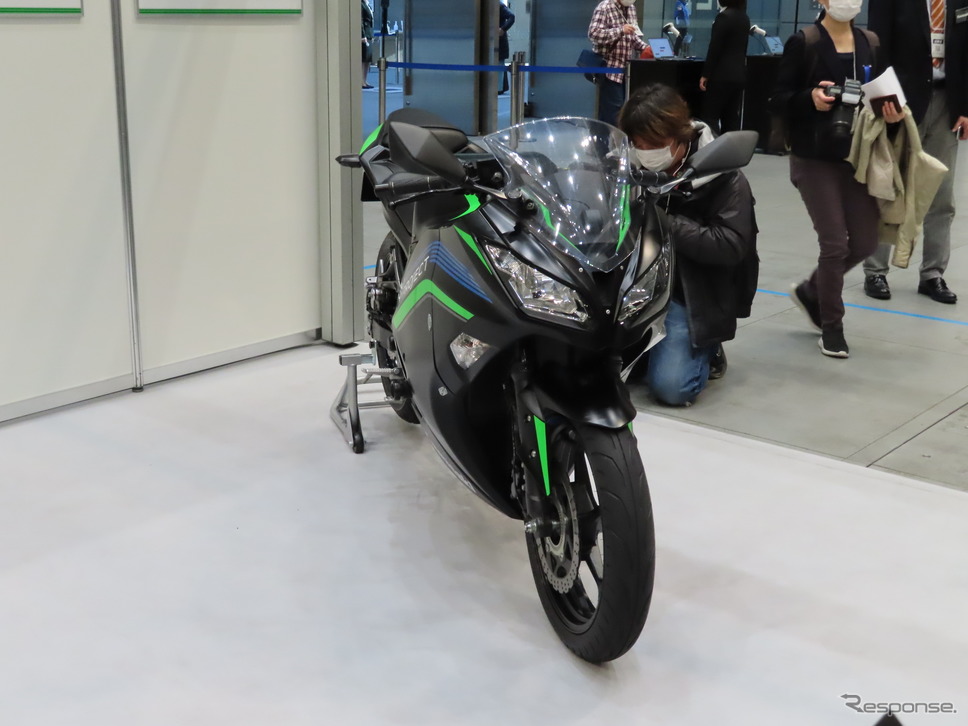 カワサキ・ノスリス(EVバイクコレクション2021)《写真撮影 先川 知香》