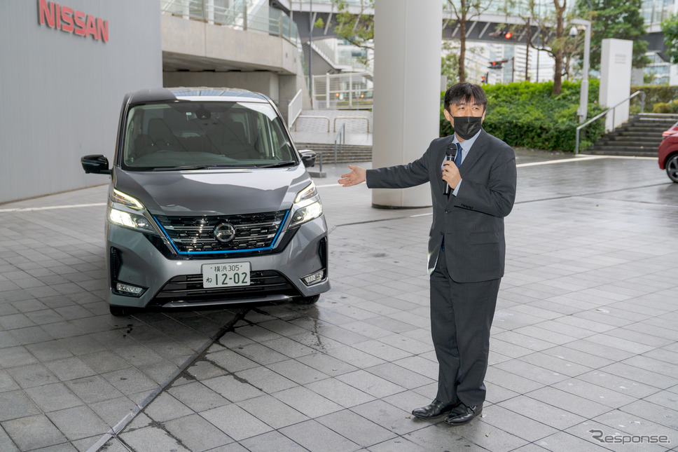 日産自動車株式会社 日本マーケティング本部チーフ マーケティング マネージャー 丸地隆史氏が、セレナ XVエアロとGOODS DRIVEについて説明した。《写真撮影 関口敬文》