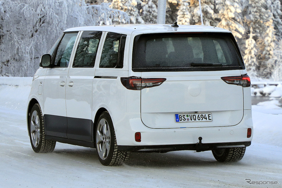 VW ID. BUZZ 市販型プロトタイプ(スクープ写真)《APOLLO NEWS SERVICE》