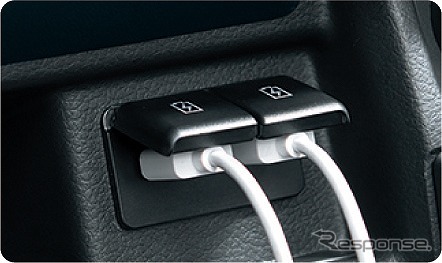USB電源ソケット《写真提供 スズキ》