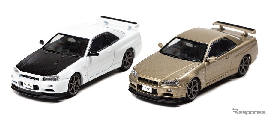 日産 スカイライン GT-R VスペックII N1(左)とMスペック Nur(右)《写真提供 ヒコセブン》