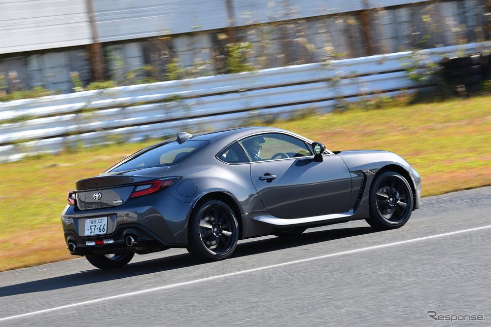 トヨタGR 86(日本カーオブザイヤー10ベスト試乗会)《写真提供 日本カーオブザイヤー実行委員会》