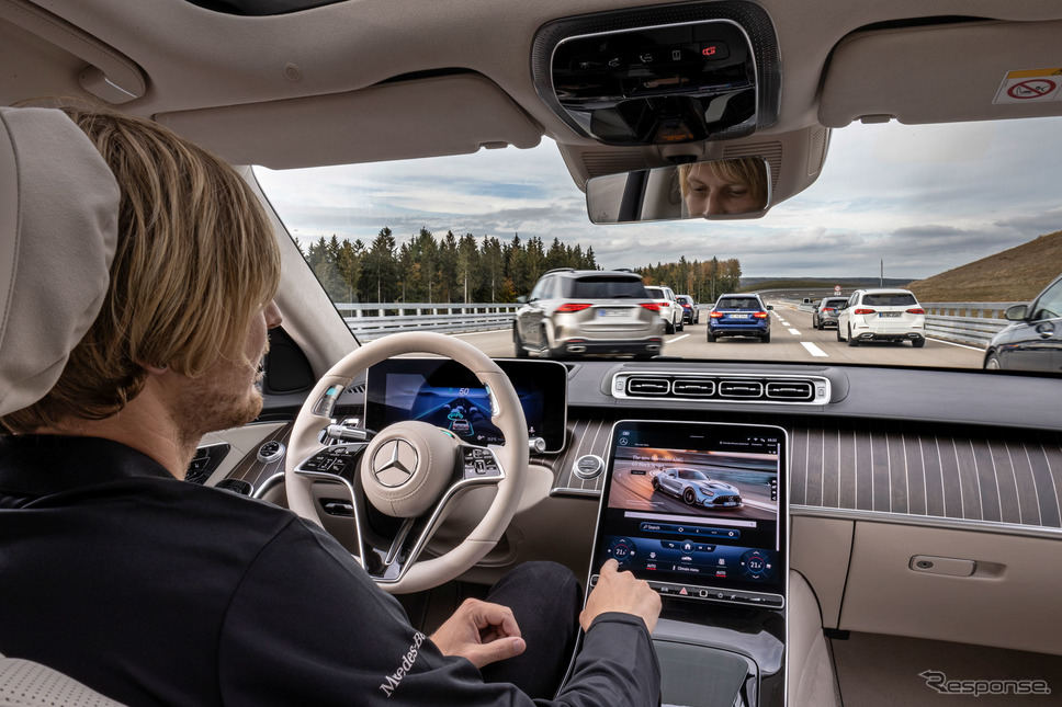 メルセデスベンツ Sクラス 新型の「DRIVE PILOT」《photo by Mercedes-Benz》