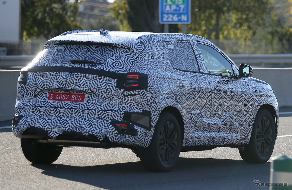 ルノー オーストラル 市販型プロトタイプ(スクープ写真)《APOLLO NEWS SERVICE》