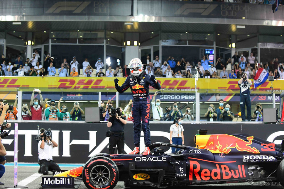 フェルスタッペン（レッドブル・ホンダ）、F1の2021年王者に。《Photo by Andrea Diodato/NurPhoto via Getty Images/ゲッティイメージズ》
