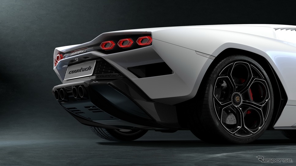 ランボルギーニ・カウンタック LPI 800-4《photo by Lamborghini》