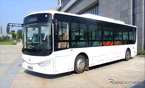 中国ANKAI社製全長10.5mの大型電気バス《写真提供 ZMP》