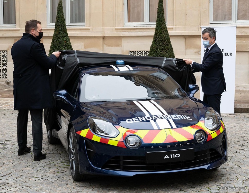 アルピーヌ A110 のフランス憲兵隊ポリスカー仕様車《photo by Alpine》