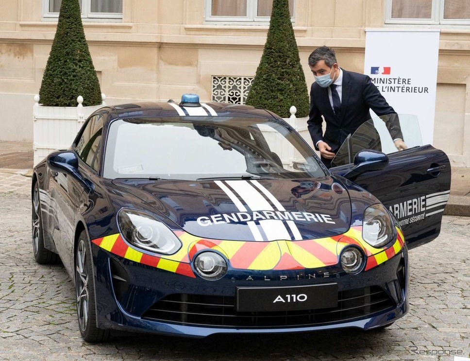 アルピーヌ A110 のフランス憲兵隊ポリスカー仕様車《photo by Alpine》