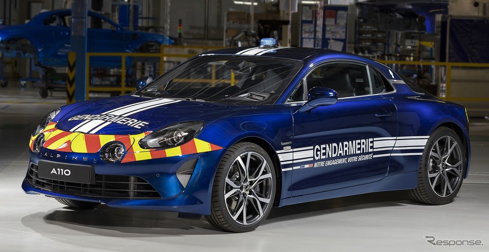 アルピーヌ A110 のフランス憲兵隊ポリスカー仕様車《photo by Alpine》