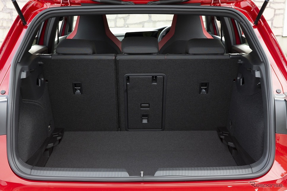 VW ゴルフ GTI ラゲージスペース《写真提供 フォルクスワーゲングループジャパン》