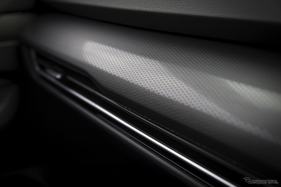 VW ゴルフ GTI ダッシュパッド《写真提供 フォルクスワーゲングループジャパン》