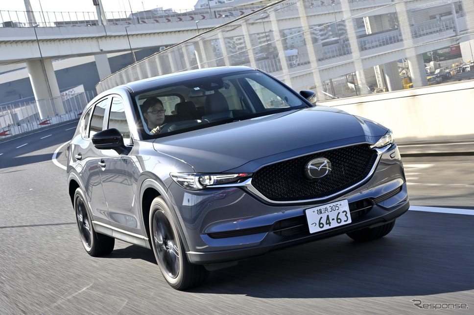 従来モデルのマツダ CX-5《写真撮影 雪岡直樹》