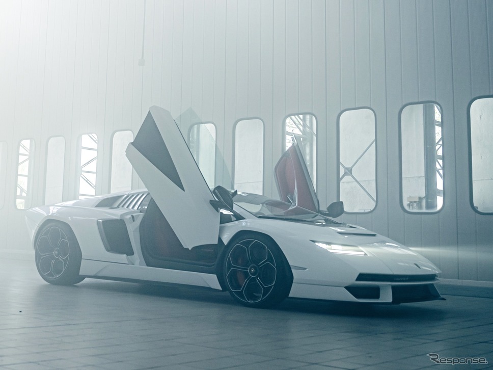ランボルギーニ・カウンタックLPI800-4(2021年)《photo by Lamborghini》