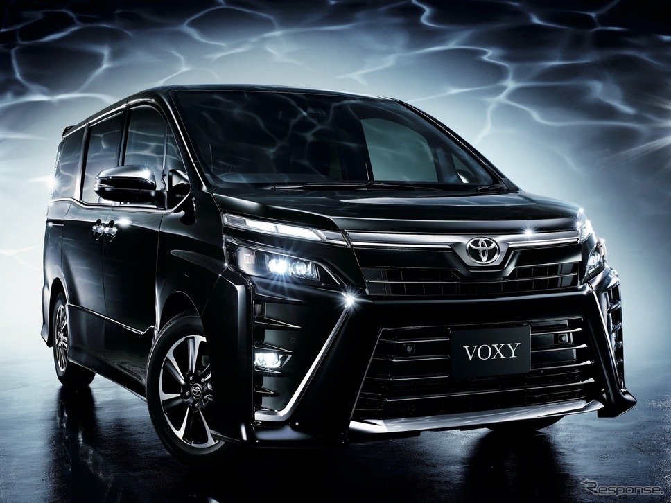 トヨタ・ヴォクシー(2020年現行)《写真提供 トヨタ自動車》